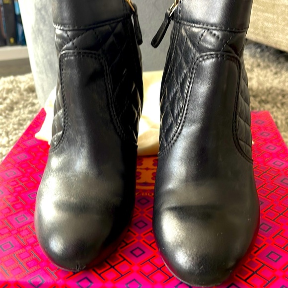 Tory Burch Leila Wedge Bootie 8.5 - Picture 1 of 6